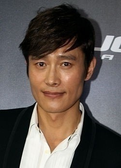 Lee Byung-hun - bio and intersting facts about personal life.