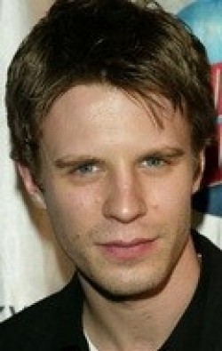 Luke Mably - bio and intersting facts about personal life.