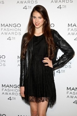 Margaret Qualley - wallpapers.