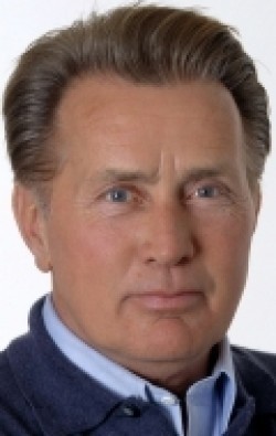Martin Sheen - bio and intersting facts about personal life.