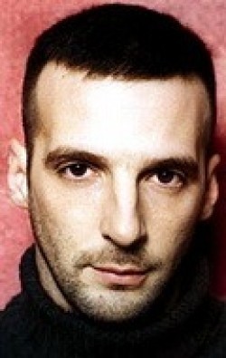 Mathieu Kassovitz - bio and intersting facts about personal life.