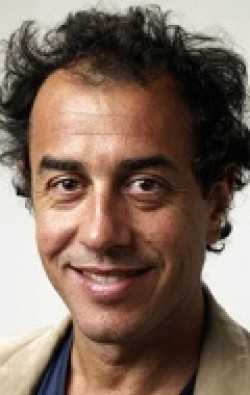 Matteo Garrone - bio and intersting facts about personal life.