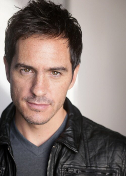 Mauricio Ochmann - bio and intersting facts about personal life.