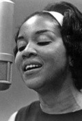 Mavis Staples - bio and intersting facts about personal life.