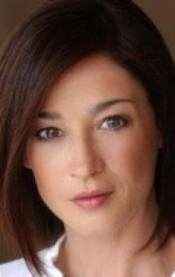 Moira Kelly - bio and intersting facts about personal life.