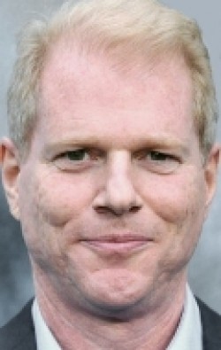 All best and recent Noah Emmerich pictures.