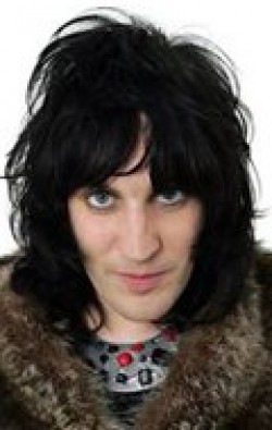 Noel Fielding - bio and intersting facts about personal life.