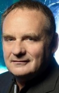 All best and recent Paul Guilfoyle pictures.