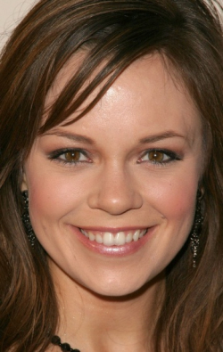 Rachel Boston - bio and intersting facts about personal life.