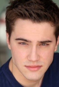 Ryan McCartan - bio and intersting facts about personal life.