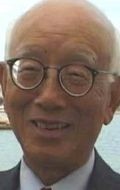 Raymond Chow - bio and intersting facts about personal life.