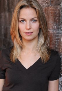 Shauna Johannesen - bio and intersting facts about personal life.
