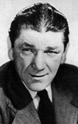 Shemp Howard - bio and intersting facts about personal life.