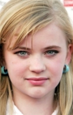 Sierra McCormick - bio and intersting facts about personal life.