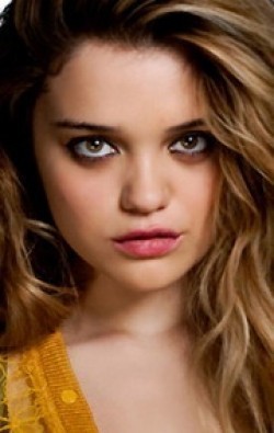 Sky Ferreira - bio and intersting facts about personal life.