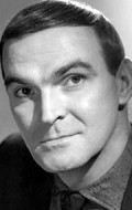 Stanley Baker - bio and intersting facts about personal life.