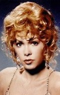 Stella Stevens - bio and intersting facts about personal life.