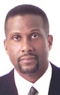 Tavis Smiley - bio and intersting facts about personal life.