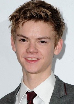 Thomas Sangster - bio and intersting facts about personal life.