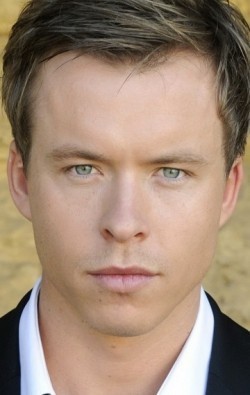 Todd Lasance - bio and intersting facts about personal life.