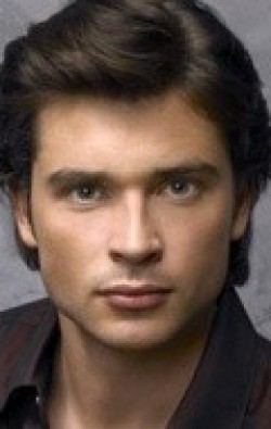 Recent Tom Welling pictures.