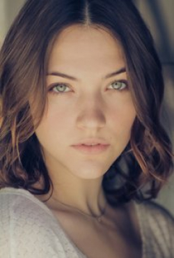 Violett Beane - bio and intersting facts about personal life.