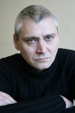 Recent Vitali Linetsky pictures.