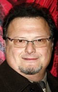 Wayne Knight - bio and intersting facts about personal life.