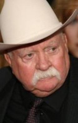 Wilford Brimley - bio and intersting facts about personal life.