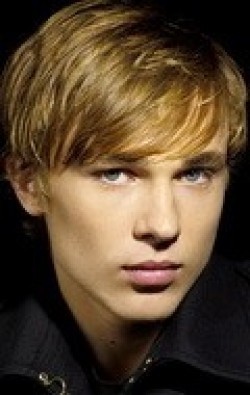 William Moseley - bio and intersting facts about personal life.