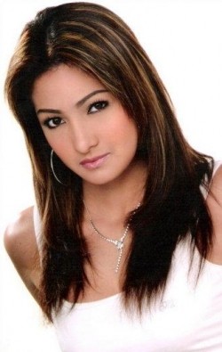 Ynez Veneracion - bio and intersting facts about personal life.