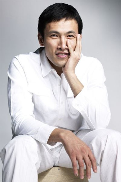 Recent Yoo Oh-Seong pictures.