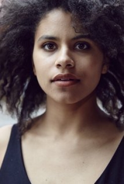 Zazie Beetz - bio and intersting facts about personal life.