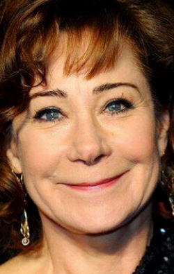 Zoe Wanamaker - bio and intersting facts about personal life.