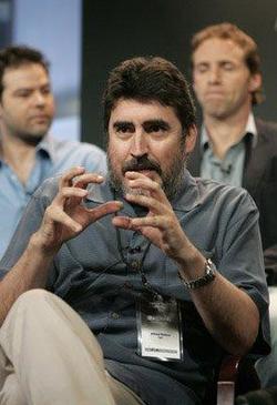 Alfred Molina picture