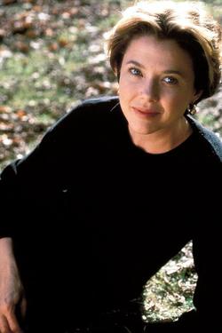 Annette Bening picture