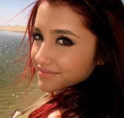 Ariana Grande picture