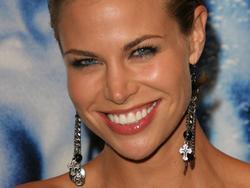 Brooke Burns picture