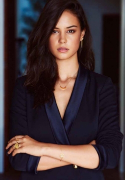 Courtney Eaton picture