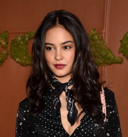 Courtney Eaton picture