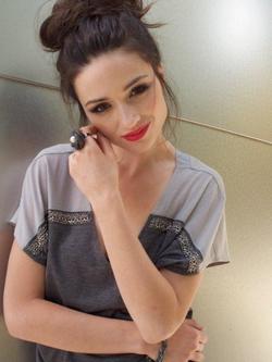 Crystal Reed picture