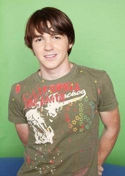 Drake Bell picture