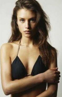 Hannah Ware picture