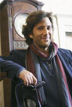Henry Ian Cusick picture