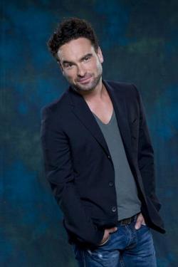 Johnny Galecki picture