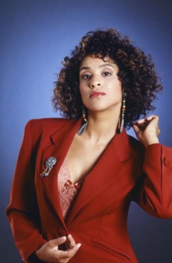 Karyn Parsons picture