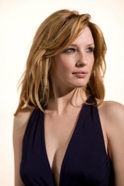 Kelly Reilly picture