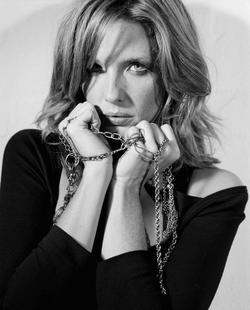 Kelly Reilly picture