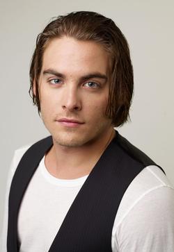 Kevin Zegers picture
