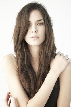 Odette Annable picture